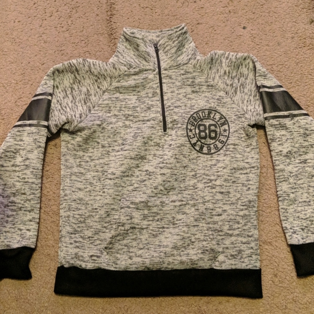Sweater/Jacket